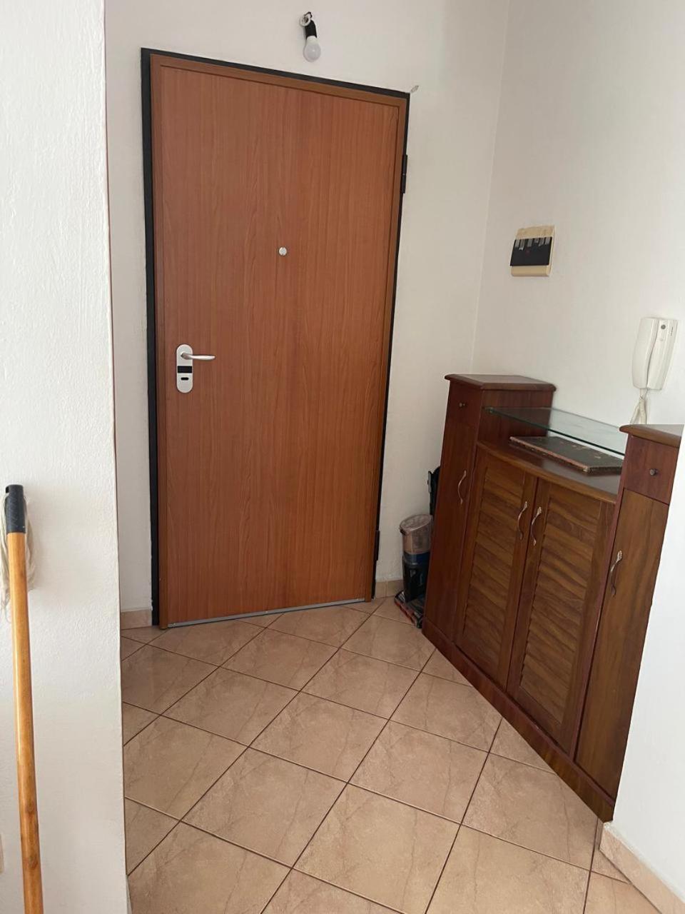 Appartamento Luce Durrës Exterior foto